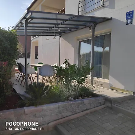 Gusto 4*.pool With Waterfall&jacuzzi. Vodnjan
